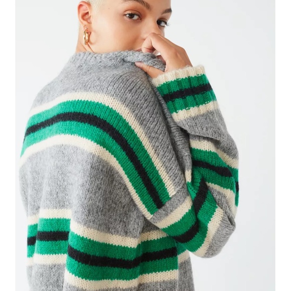 Urban Outfitters Oversized Striped Boyfriend Sweater Size M - Picture 7 of 14